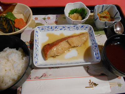 三が日の夕食メインメニュー[写真]